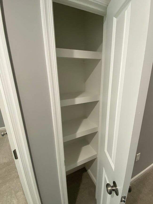 Building Photo - Awesome 3 bedroom 1.5 Bath Home in Emmaus