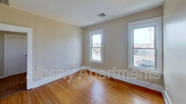 Building Photo - 469 Delaware Ave