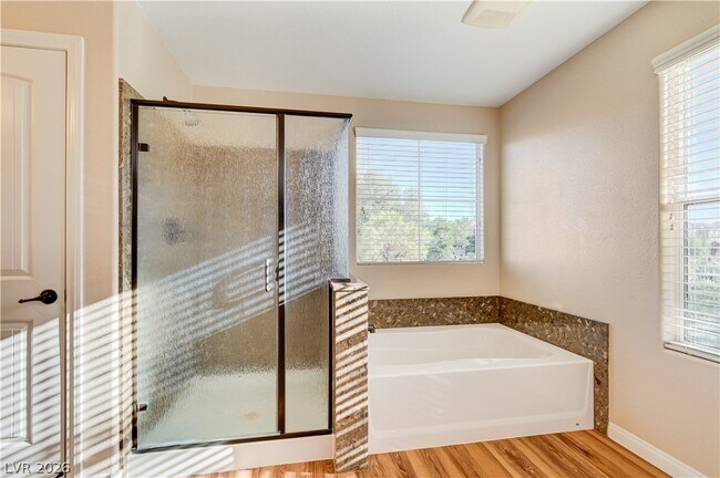 Building Photo - 2054 Waterlily View St