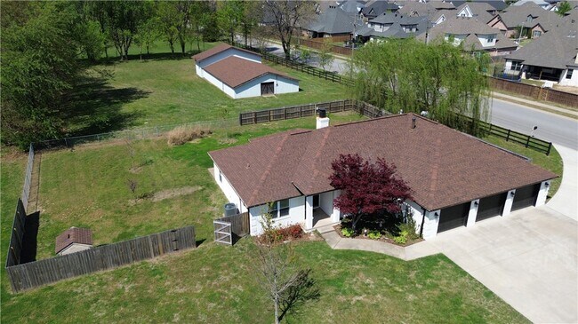 Building Photo - 1261 Mount Hebron Rd