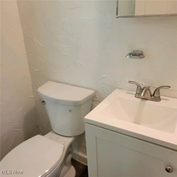 Building Photo - 5466 S Ridge Rd