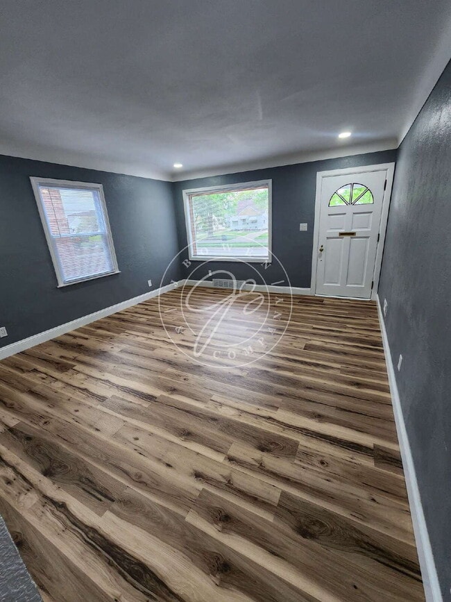 Building Photo - Charming 3-Bed Home with Finished Basement and large dormer!