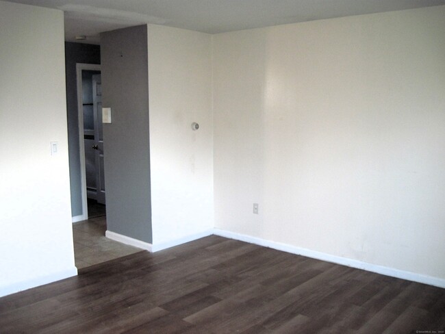 Building Photo - 1079 Blue Hills Ave