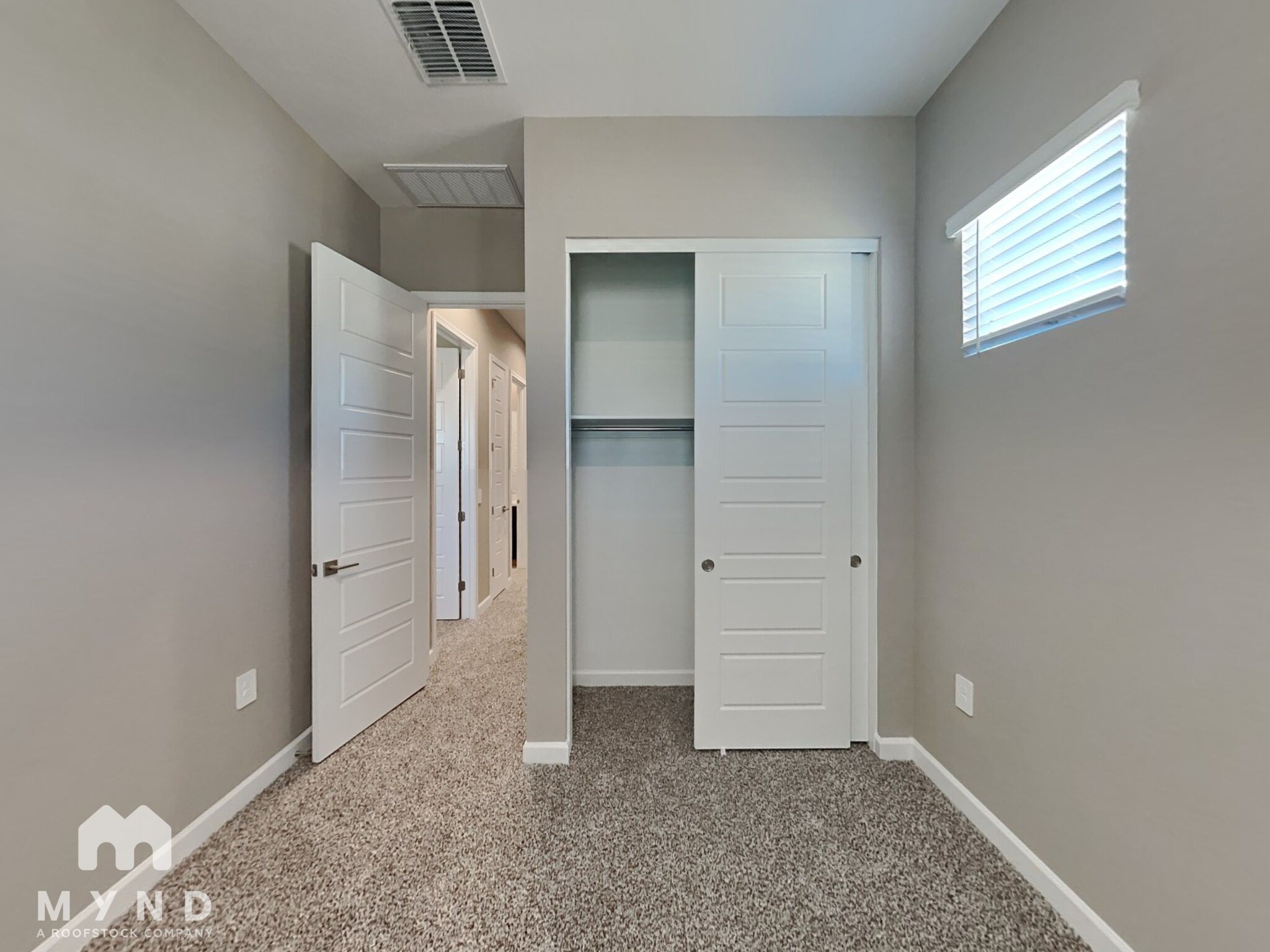 Building Photo - 4839 E Village Dr
