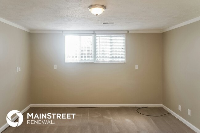 Building Photo - 5971 Northland Rd