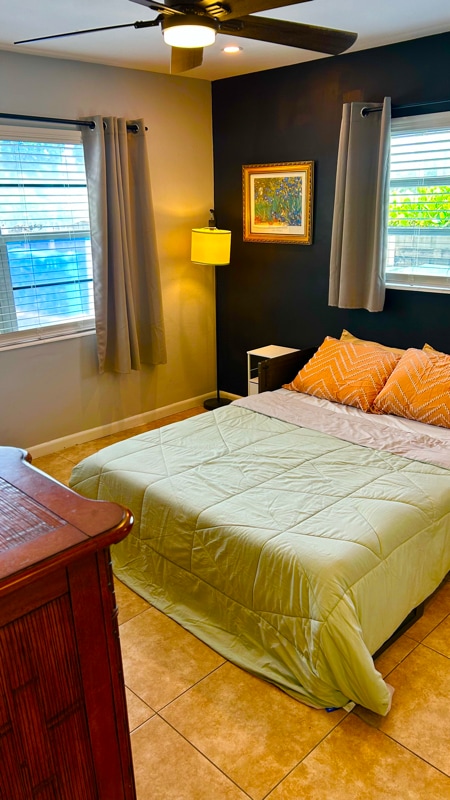 Building Photo - 1035 - 1037-1037 NE 32nd St