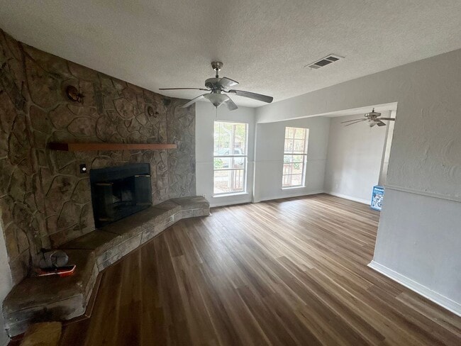 Building Photo - Bay St Louis Single Family Home