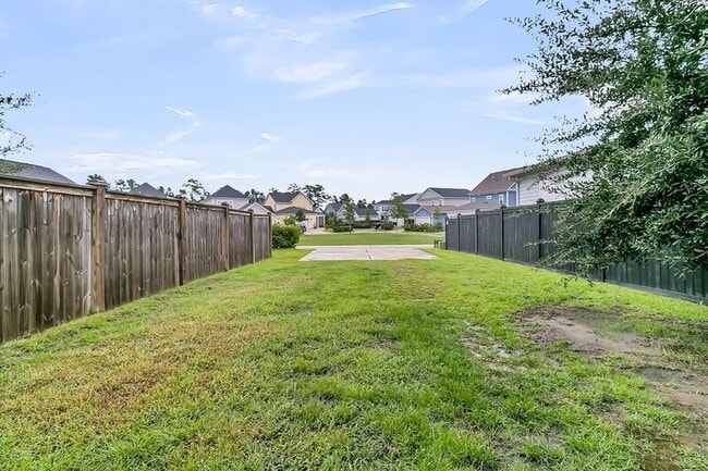 Building Photo - 146 Winding Branch Dr