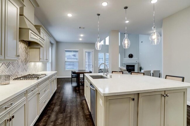 Building Photo - 17322 Legend Creek Ct
