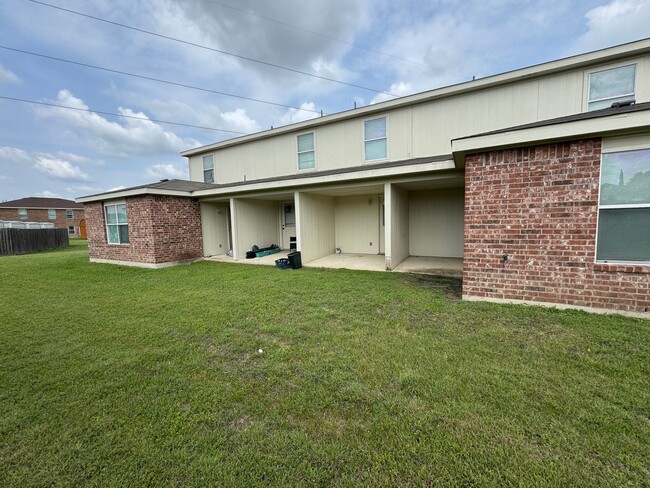 Building Photo - 3807 Pecos Dr