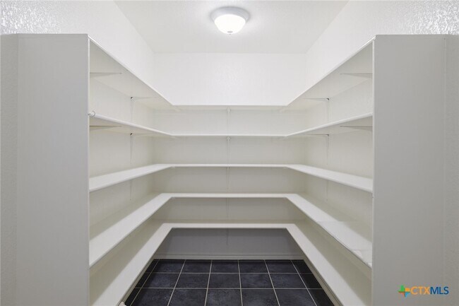 Building Photo - 196 Cazador Dr
