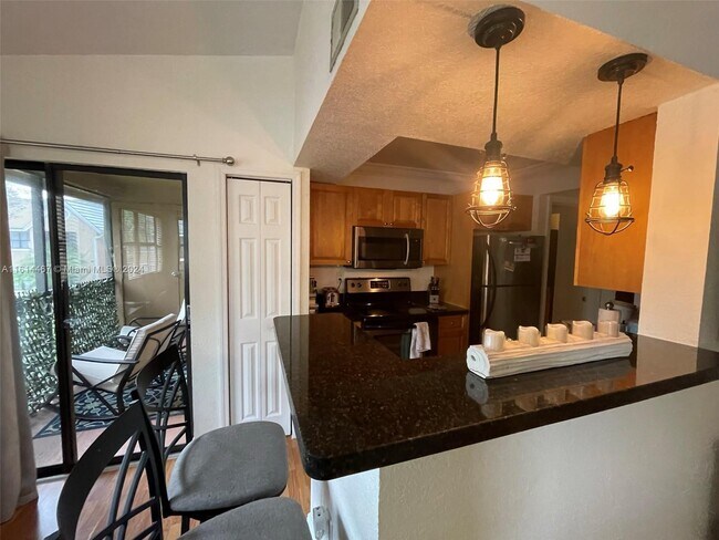 Building Photo - 10680 SW 155th Pl