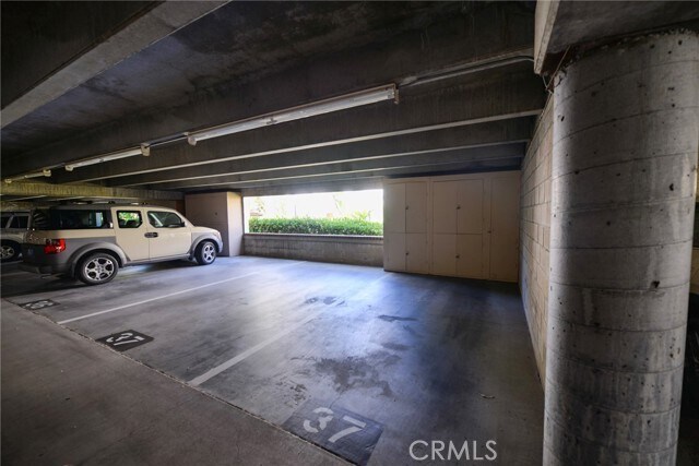 Building Photo - 34101 Via California
