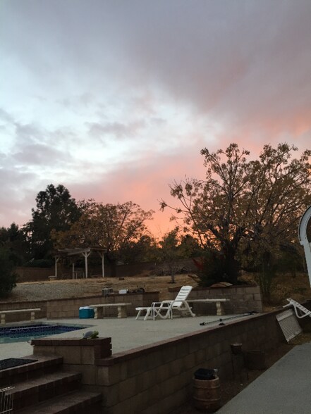 Building Photo - 5320 Northridge Dr