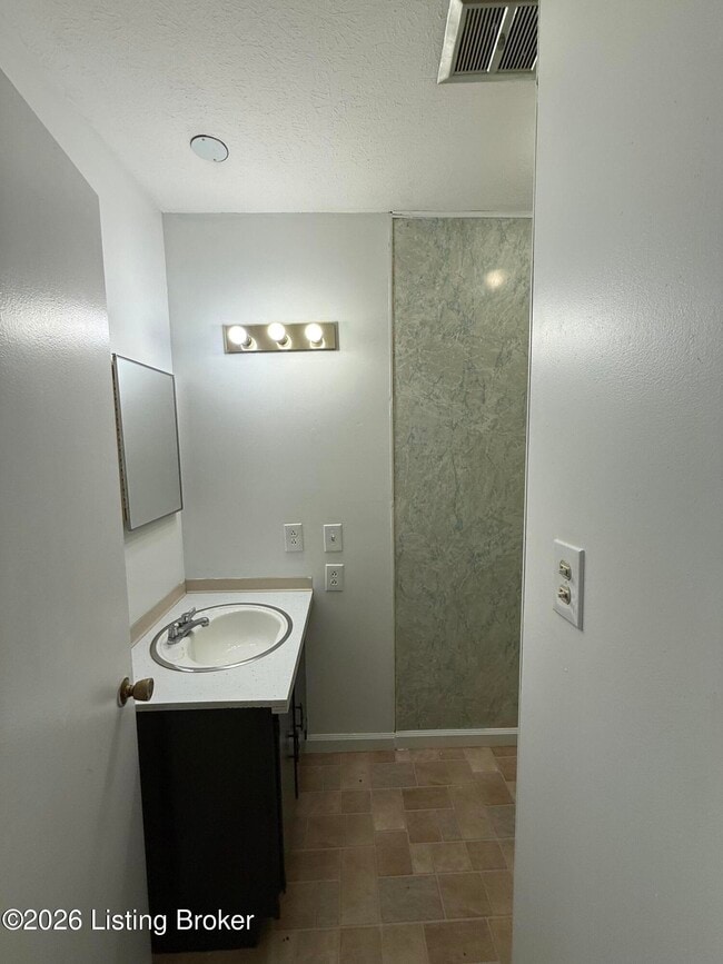 Building Photo - 4206 Dover Rd