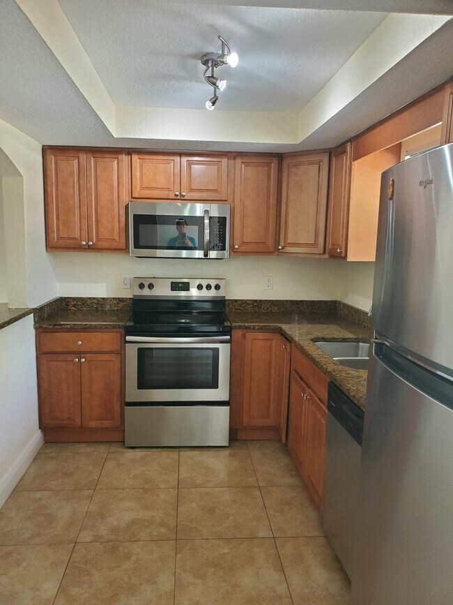 Primary Photo - 4141 16th St