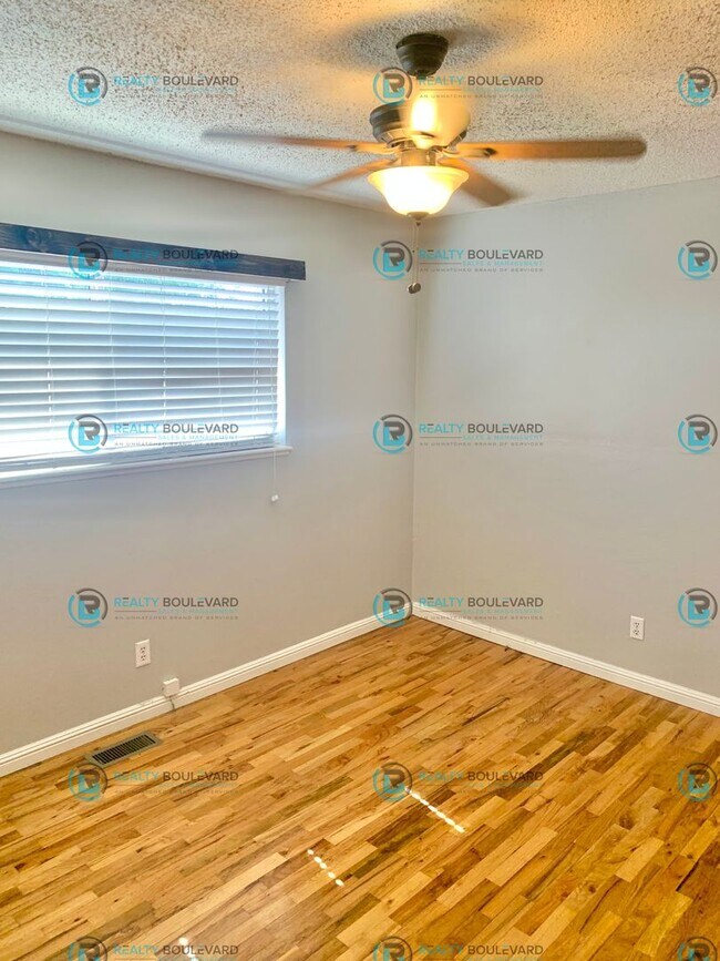 Building Photo - Charming 3-Bedroom Home Near McCarran – Gr...