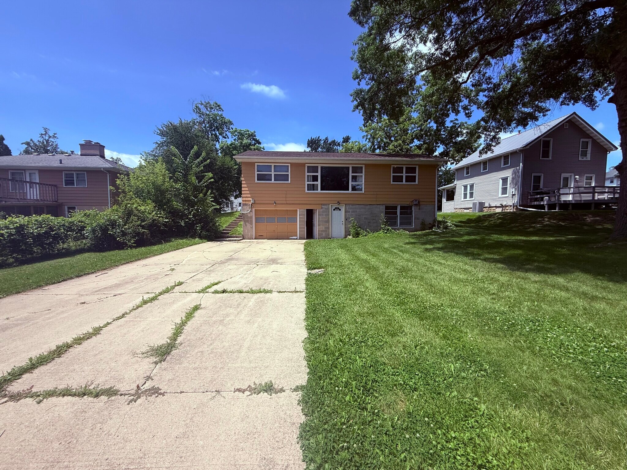 Back of house - 2506 Iowa St