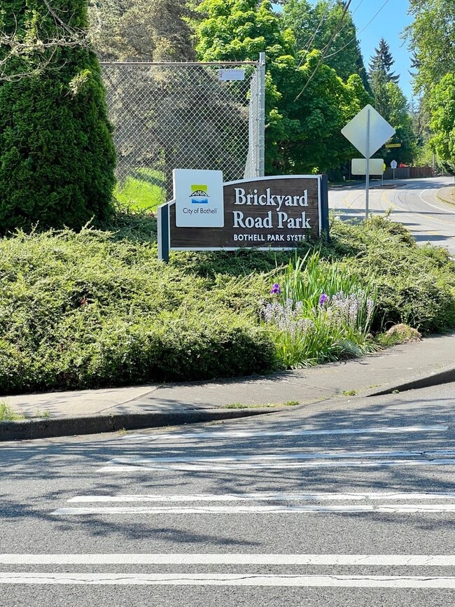 Building Photo - Spacious Upgraded Bothell/North Kirkland Home!