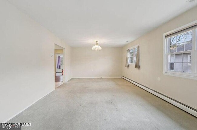 Building Photo - 192 Charlotteville Dr S