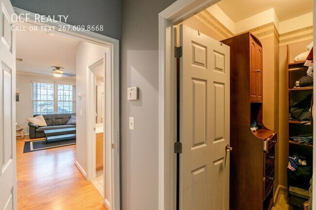 Building Photo - 3147 W Thompson St