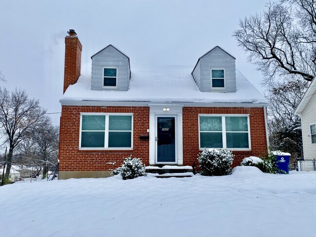 Primary Photo - 2429 Mary Ave