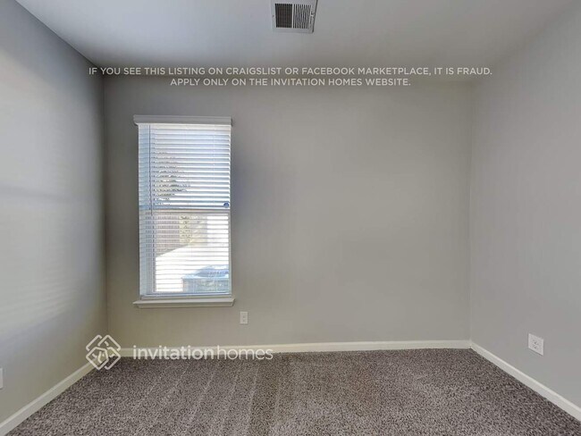 Building Photo - 2629 Cornwall Dr