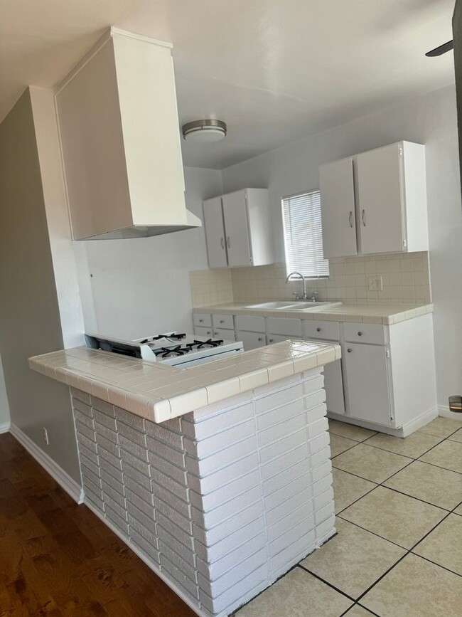 Building Photo - 1 BDRM, 1 BA WITH PARKING (PICTURES COMING...
