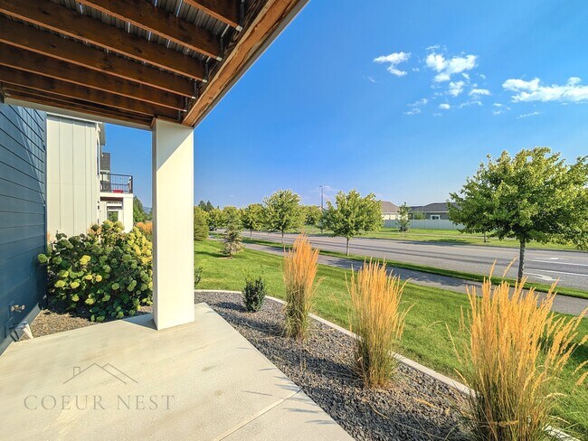 Building Photo - 6430 N Atlas Rd