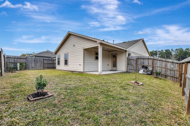 Building Photo - 9403 Castillo Ct