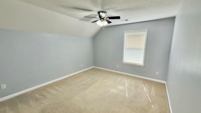 Building Photo - 4605 Park Side Dr