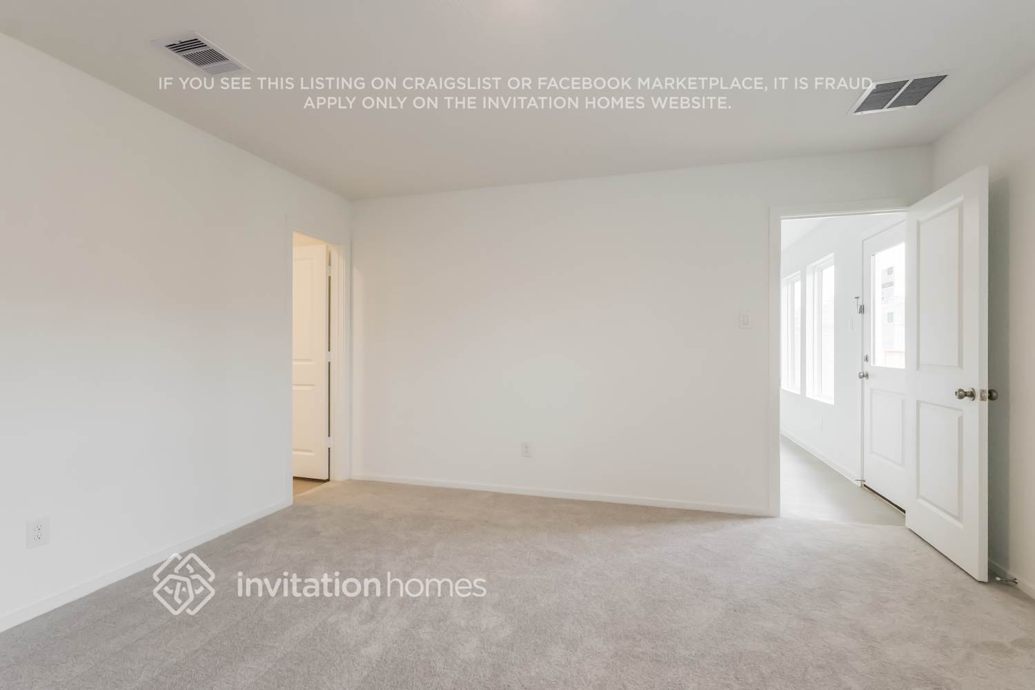 Building Photo - 15290 Abella Dr