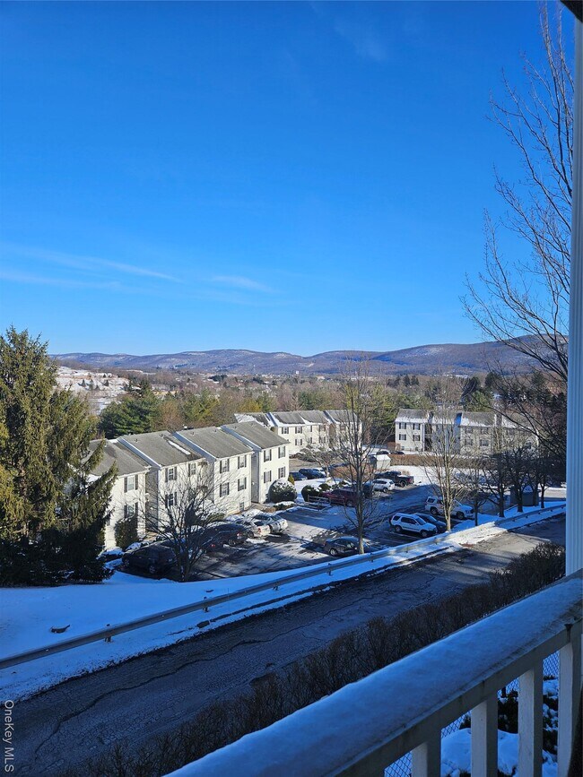 Building Photo - 20 Lexington Hills Rd