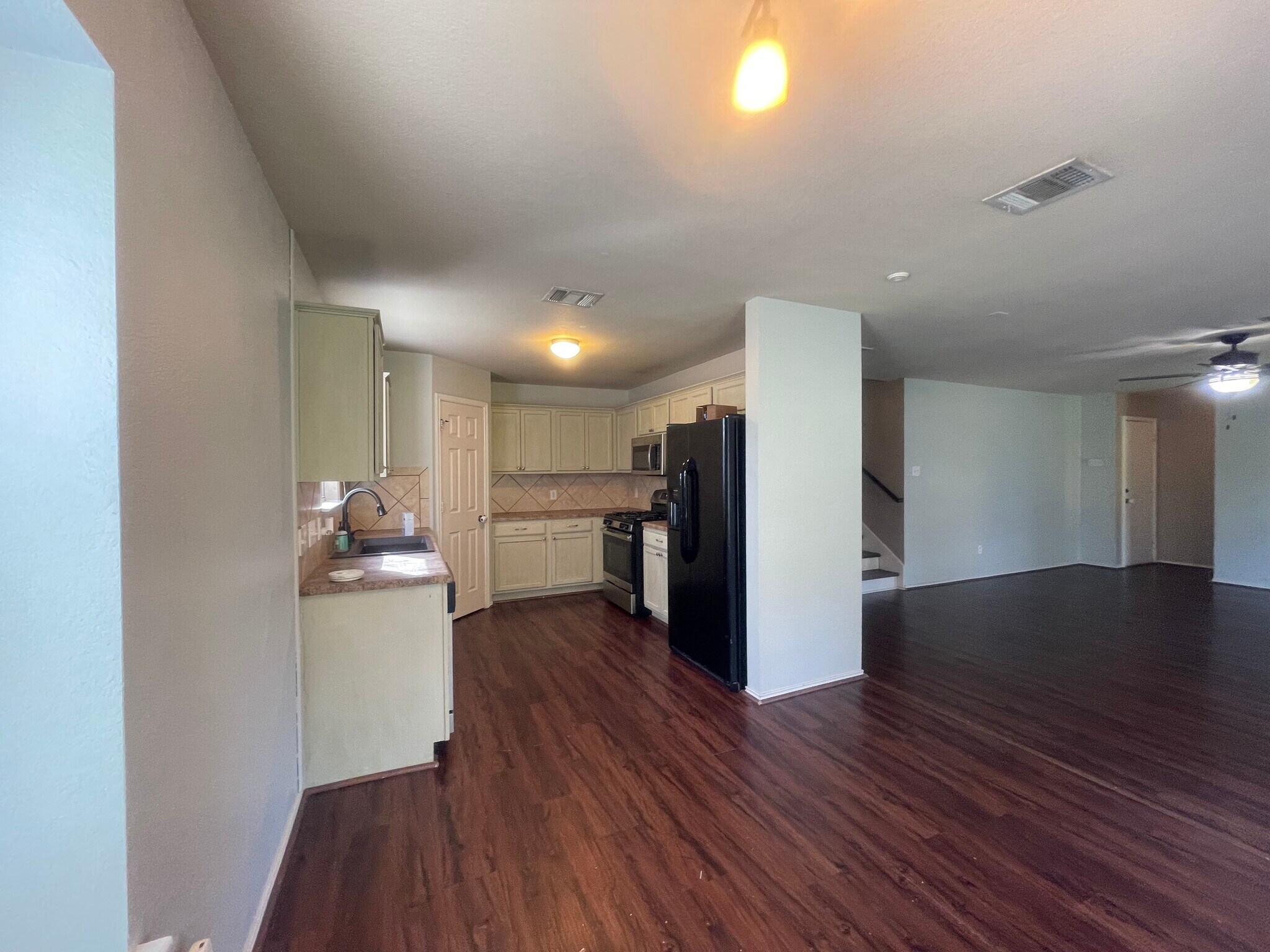 Building Photo - 411 Marquitos Drive