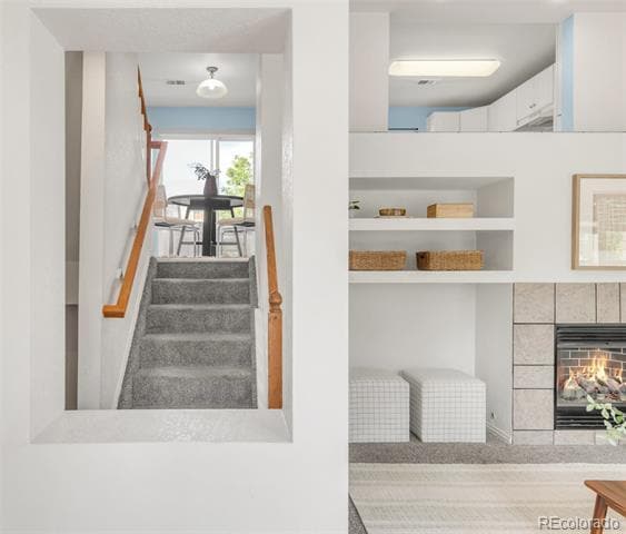 Building Photo - 9369 Longs Peak Dr