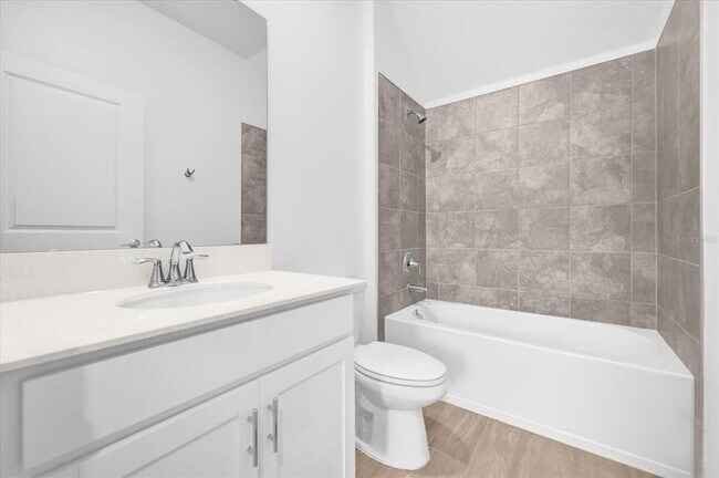 Building Photo - 1904 Rider Rain Ln