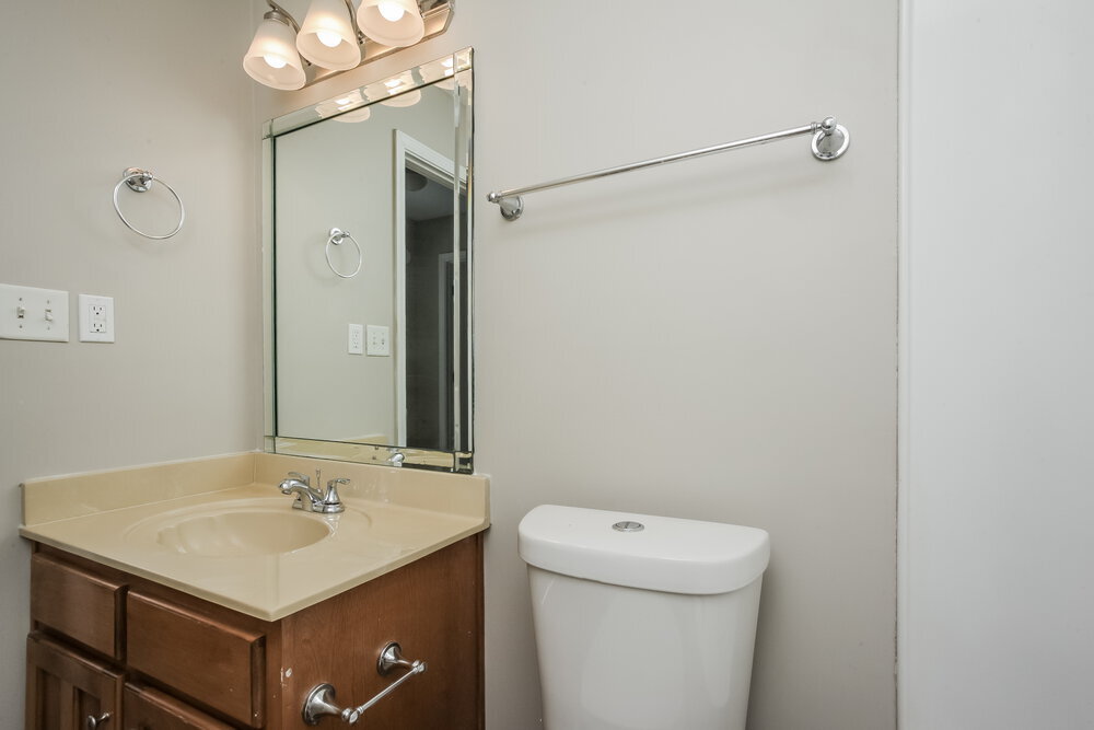 Building Photo - 5583 Sugarberry Ln