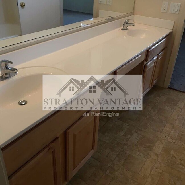 Building Photo - 23969 W Tonto St