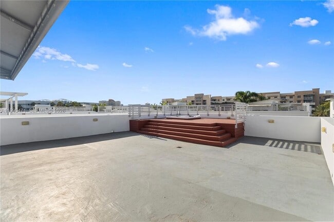 Building Photo - 3420 NW 84th Ave