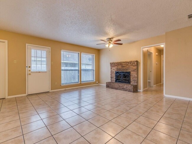 Building Photo - 9204 Sedgemoor Trail