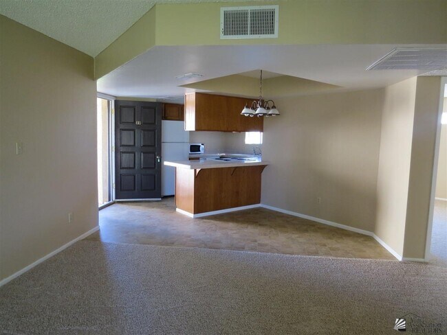 Building Photo - 10642 S Camino Del Sol