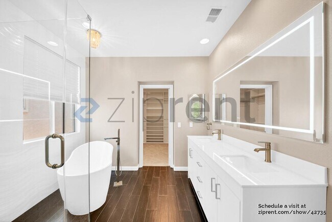 Building Photo - 3646 Cll Jazmin