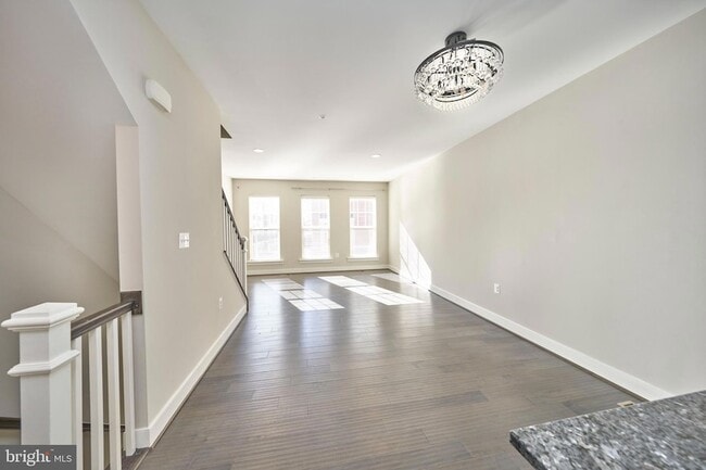 Building Photo - 256 Bluemont Branch Terrace SE