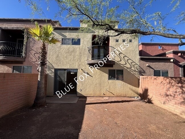 Building Photo - 322 N Hasman Dr