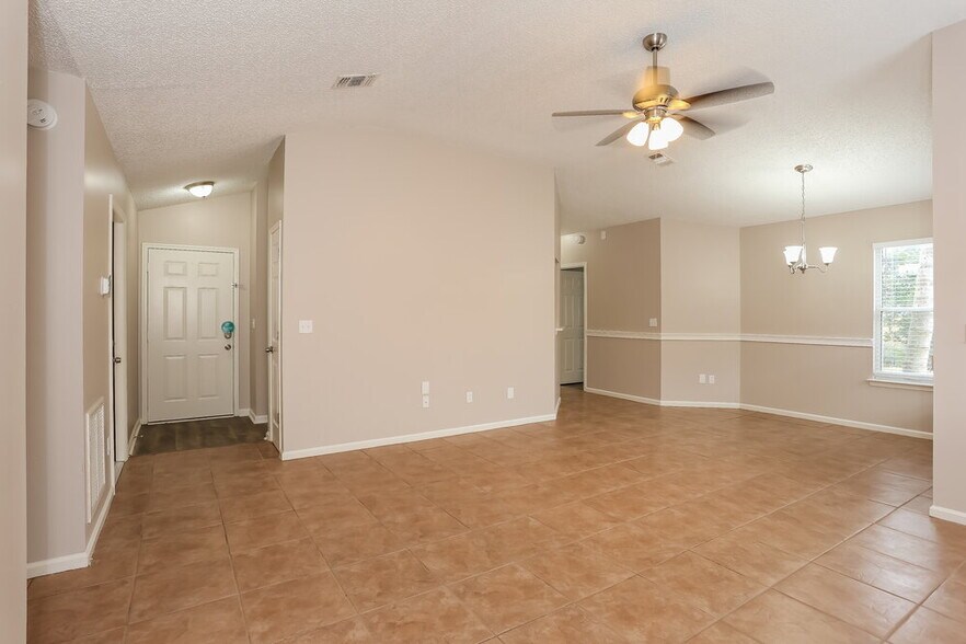 Building Photo - 341 Full Moon Trail