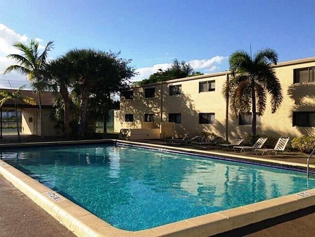 Building Photo - 1205 S Flagler Ave