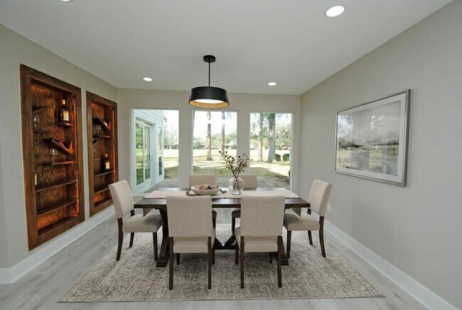 Building Photo - 3322 Robinson Rd