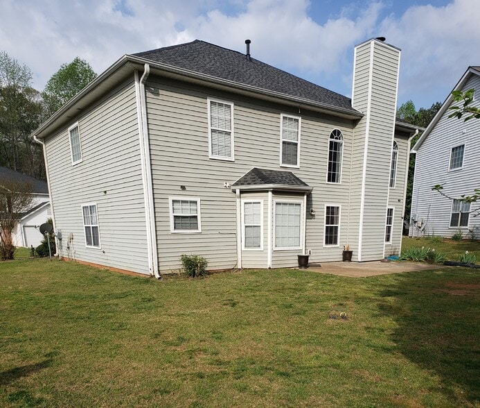 Building Photo - 6020 Kingston Wood Way