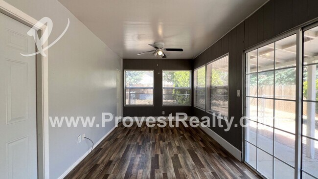 Building Photo - Nice 3 Bed, 2 Bath Home in Hesperia!!