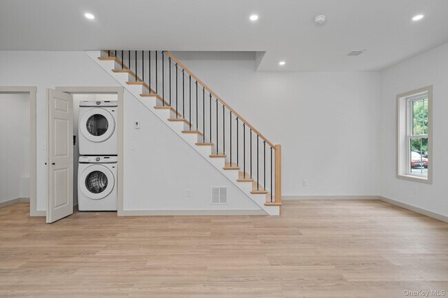 Building Photo - 43 Wheeler Ave